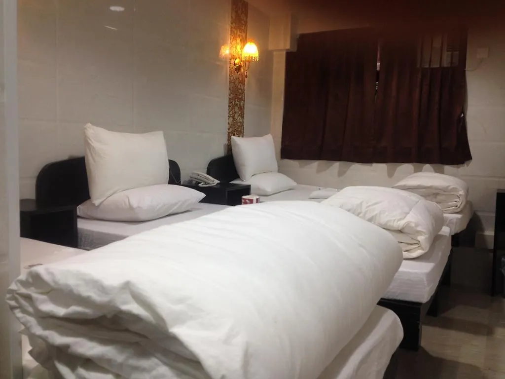 Manhattan Guesthouse Гонконг Китай